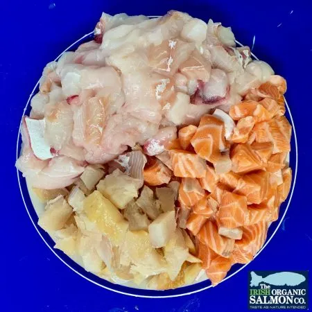 KG D€AL Fresh Premium Fish Pie & Chowder Mix